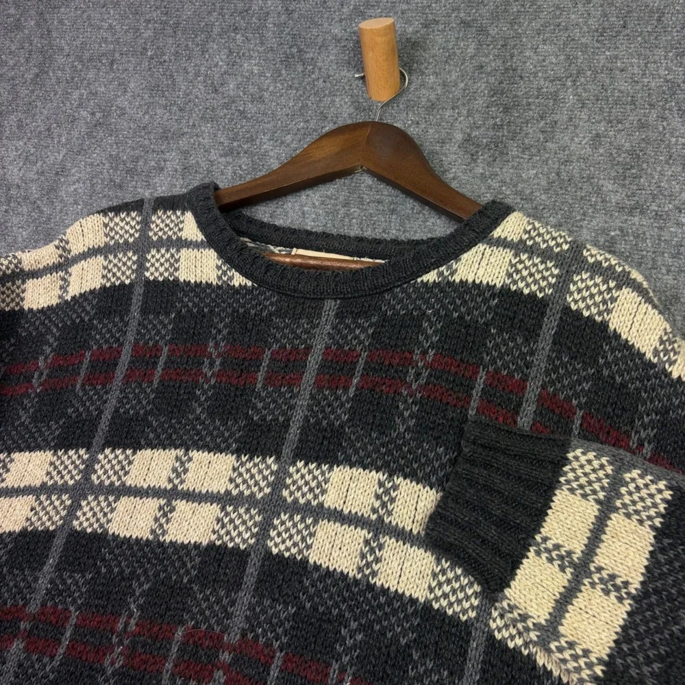 Woolrich Sweater Mens L Gray Plaid Crewneck Knit USA Made Vintage Outdoor 0627